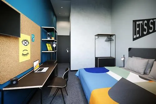 ****  מלון The Social Hub בולוניה איטליה