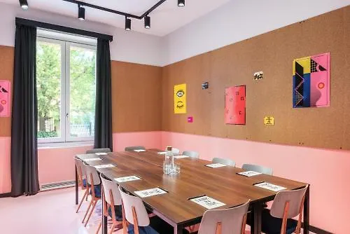 ****  The Social Hub Bologna Hotel Italy