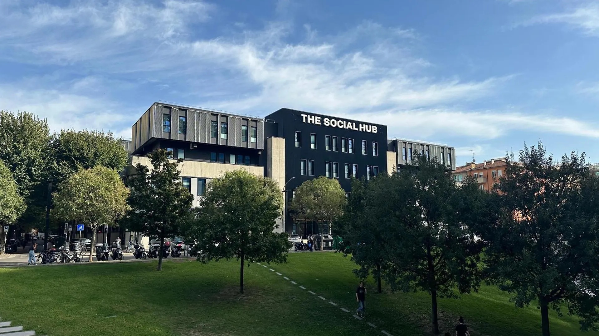 ****  The Social Hub Bologna Hotel Italy